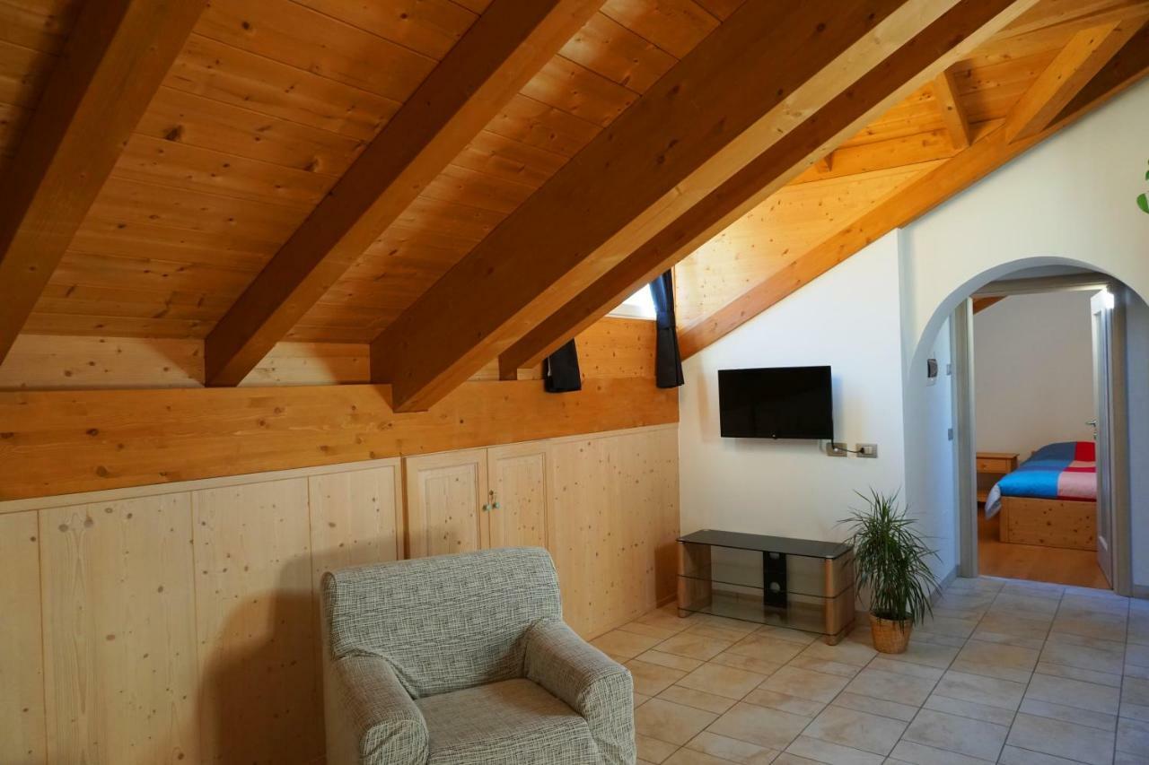 Casa Moret Spormaggiore Buitenkant foto